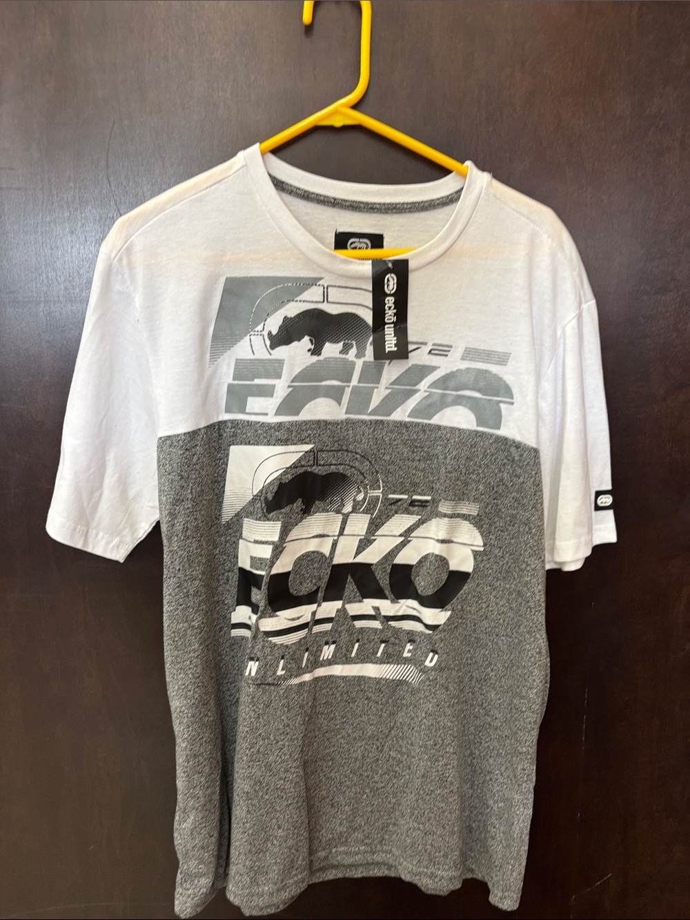 Ecko Unlimited White and Gray Two-Tone Graphic Short Sleeve Tee
